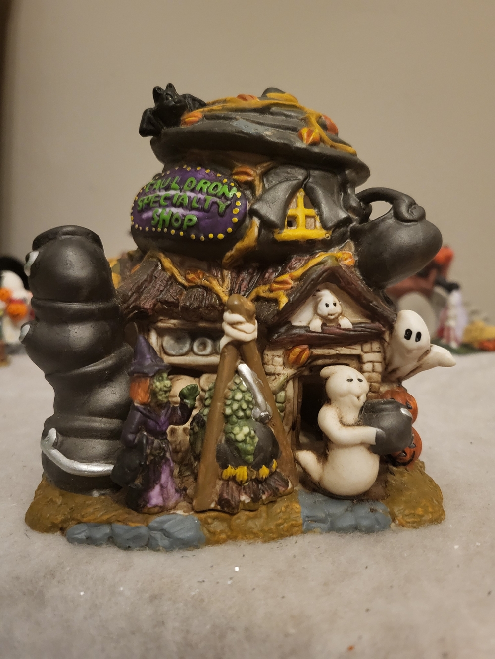 Vtg 2002 Spooky Hollow Cauldron Specialty Shop Lighted Halloween Porcelain House